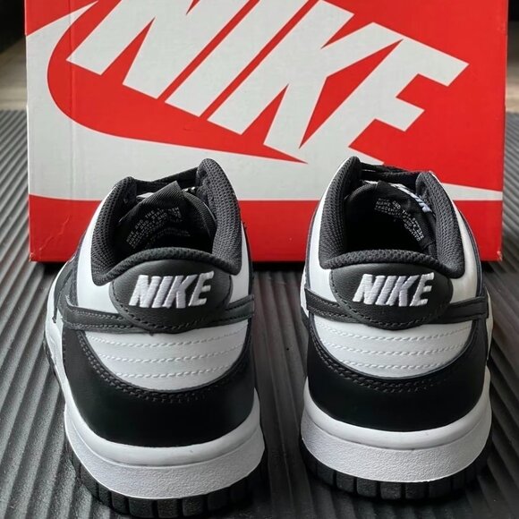 Nike Dunk Low \